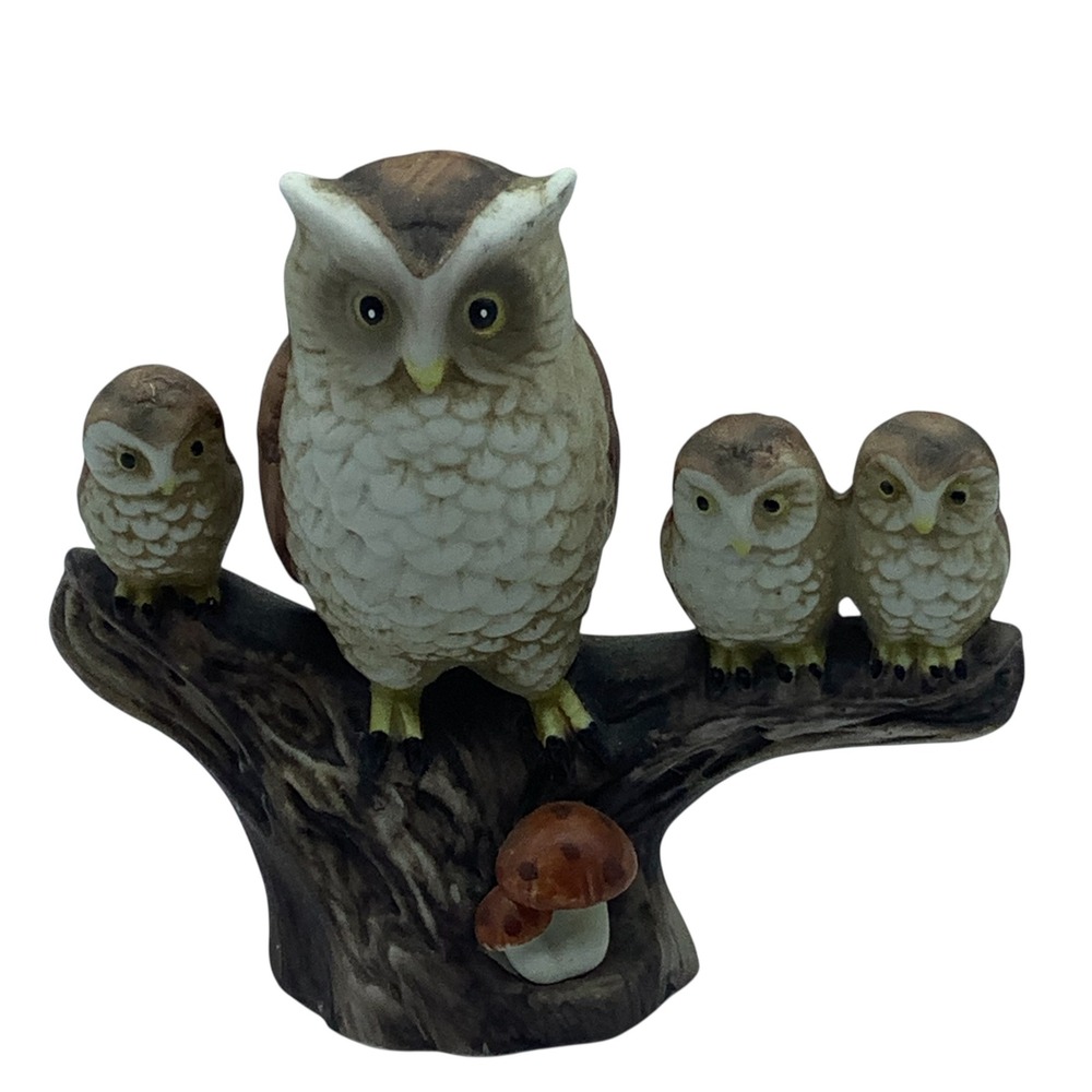 Vintage Brinns Owl Family Figurine DA-602.3 Brown White 4.5" Mushrooms Forest